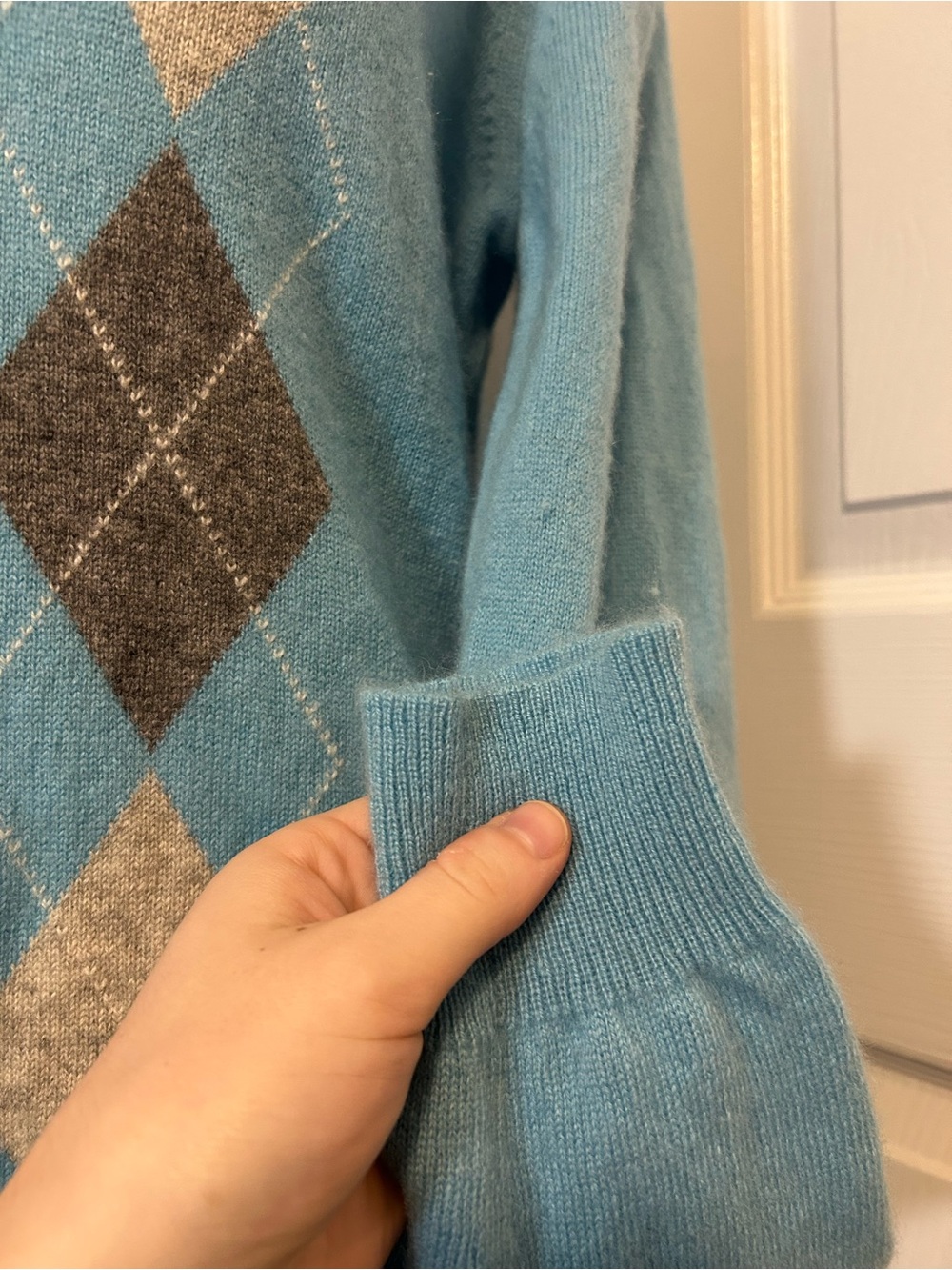 Apt. 9 100% Cashmere Blue Gray White Argyle Turtleneck Sweater Sz L - Picture 8 of 9